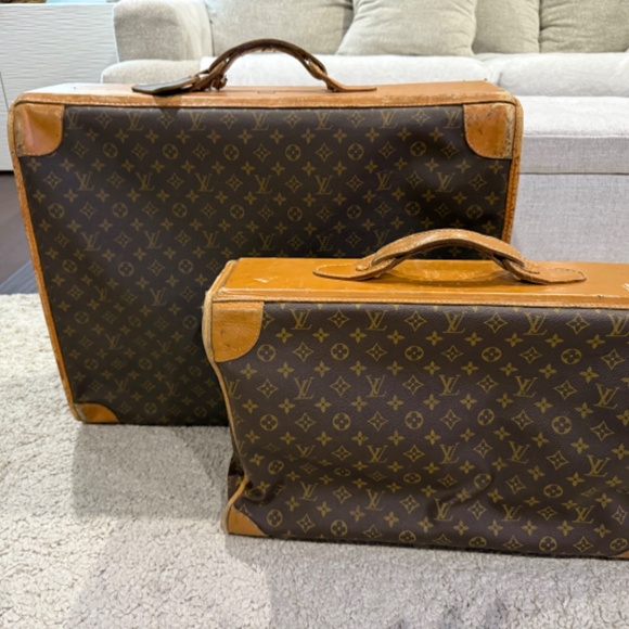 Louis Vuitton 2  Piece set of Luggage - Picture 2 of 16